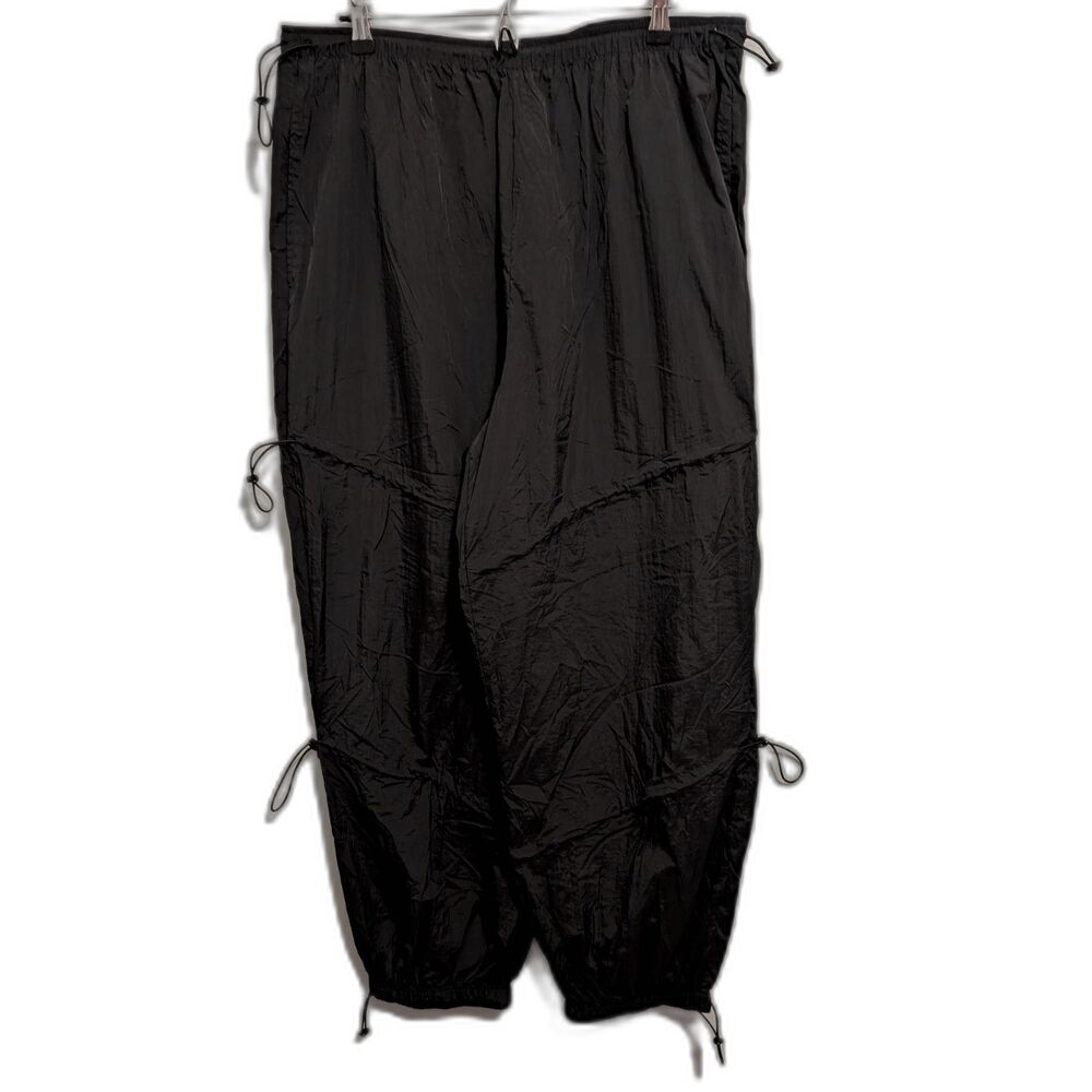 Forever 21 Men's Nylon Parachute Track Pants Black Size 2XL